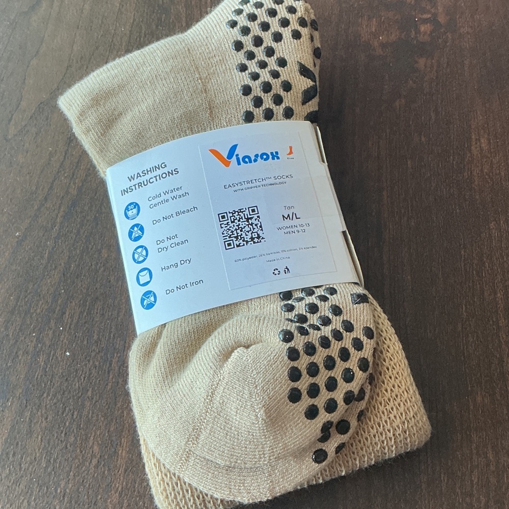 Viagox Beige Anti-Slip Casual Socks